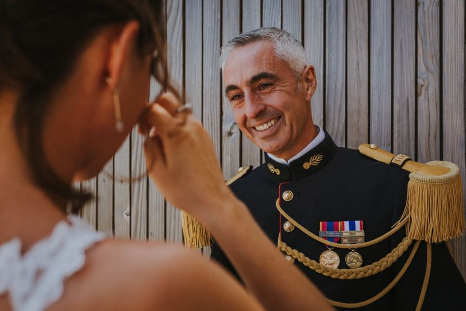 First look, plein d'émotion pour ce mariage champêtre au domaine de Baulieu, à Auch, Gers