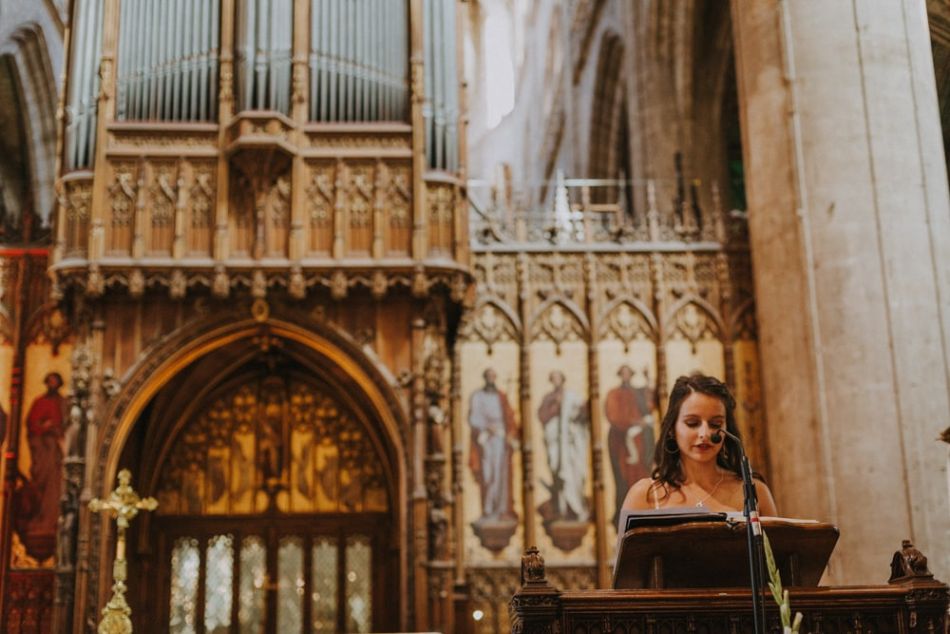 Lecture pour cérémonie de mariage, devant le magnifique jubé de la cathédrale de Auch
