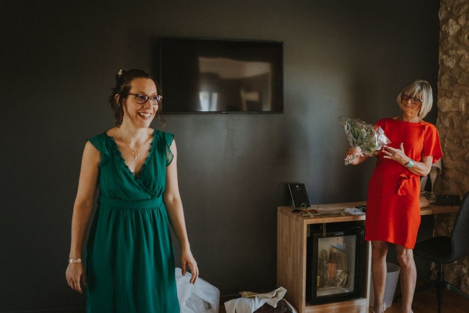 Préparatifs de la mariée, au domaine de Baulieu, à Auch, Gers