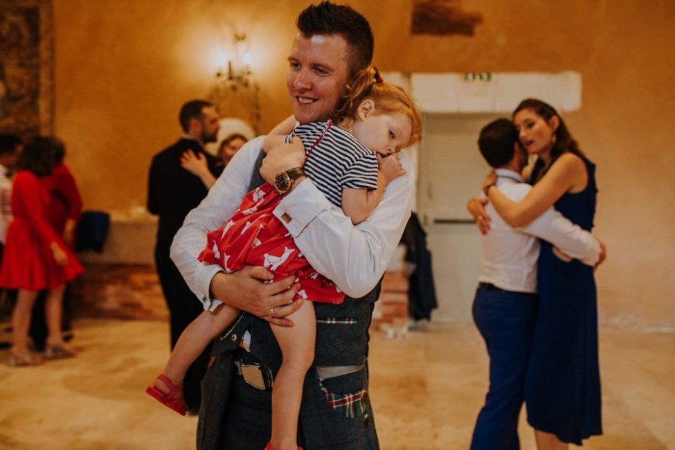 Ceilidh danse ecossaise mariage anglais Chateau de la Cote Perigord