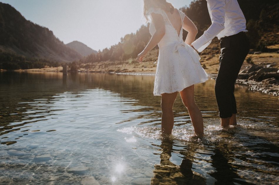 Séance amoureux pieds dans l'eau, MGphotographies, Pyrénées