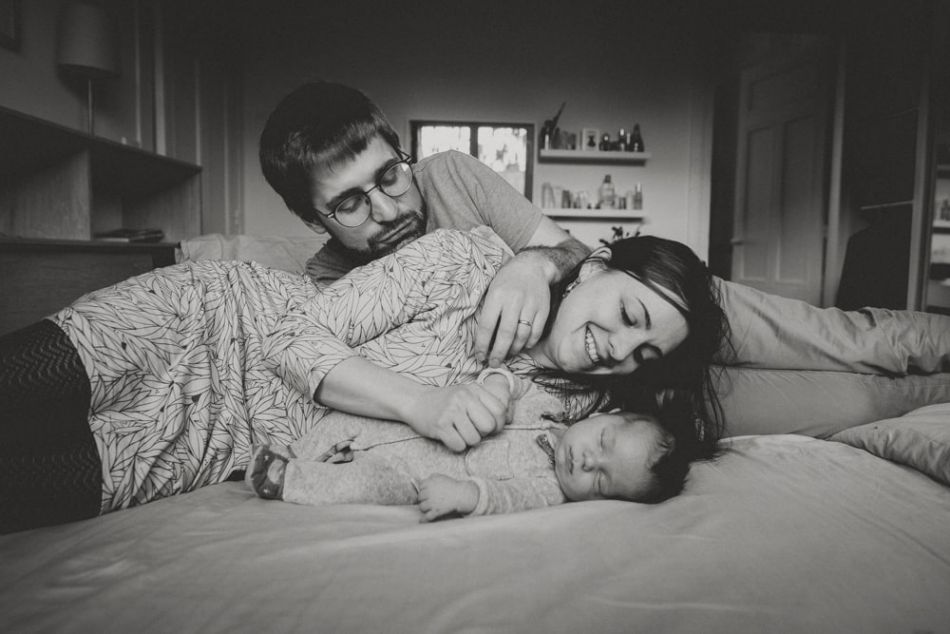 Câlin de famille, séance bébé à Toulouse, MGphotographies
