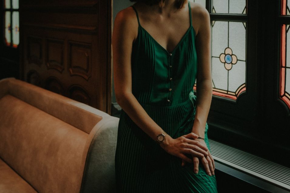 Détail d'une robe de shooting inspiration verte, photographe Toulouse